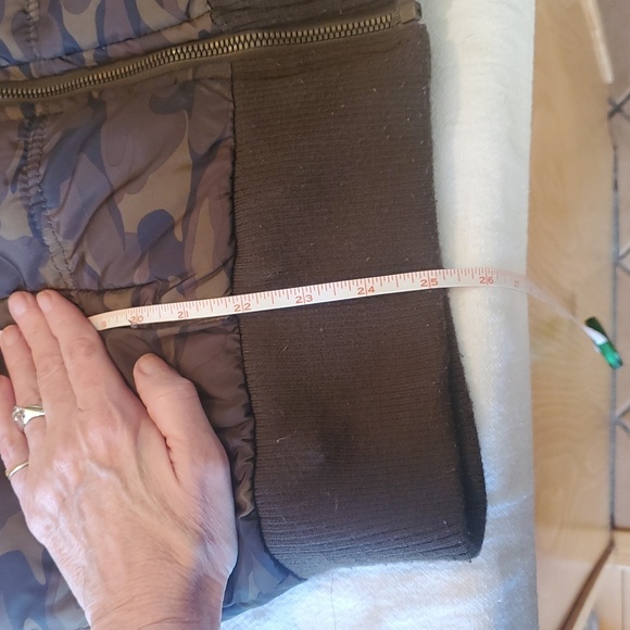 Snobbish Collection Camo Heavy Lined Sz. M Jacket w Hood & Pockets - Picture 14 of 14